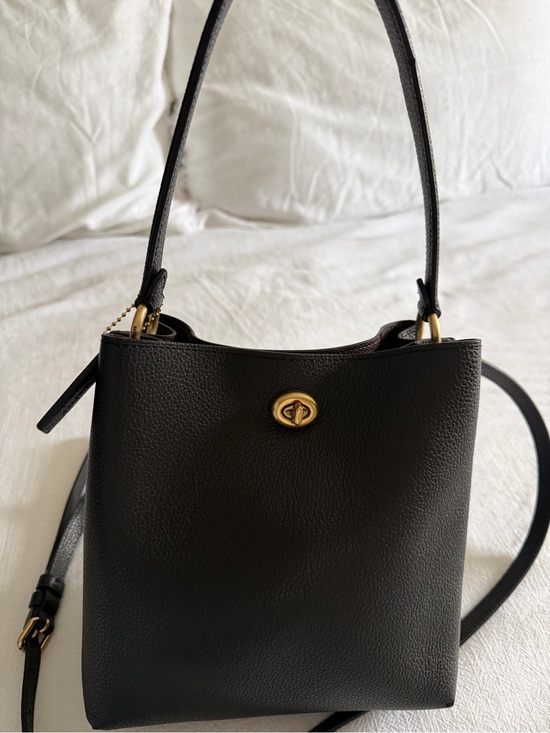 Coach Handbags - Classic Black Leather COACH Charlie 21 Bucket Shoulder Bag with Gold Turn-Lock